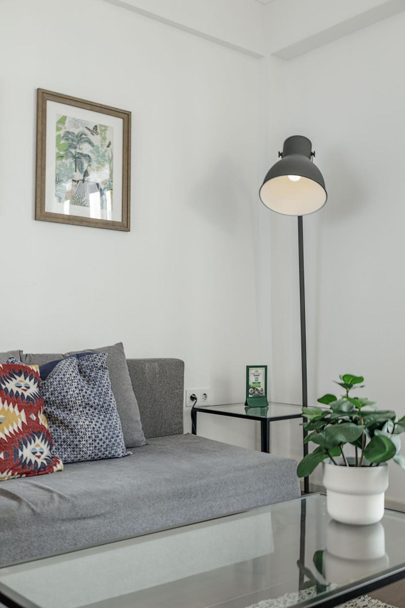 Travel And Live Apartments Porto Pokoj fotografie